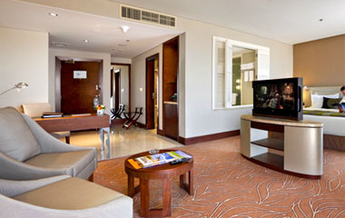 Номер отеля Millennium Plaza Hotel Dubai 5* Номер отеля Millennium Plaza Hotel Dubai 5*