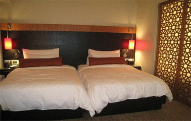 Номер отеля Movenpick Hotel Ibn Battuta Gate - Dubai 5*