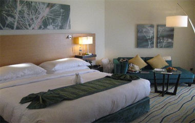 Номер отеля Movenpick Hotel Jumeirah Beach 5*