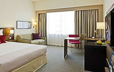 Номер отеля Novotel Deira City Centre Hotel 4* Номер отеля Novotel Deira City Centre Hotel 4*