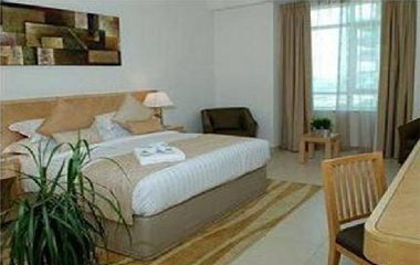 Номер отеля Oaks Liwa Heights Dubai 3*