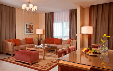 Номер отеля Opal Living Courts 