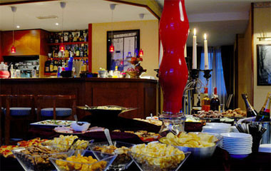 Ресторан отеля Palm Beach Hotel 3* Ресторан отеля Palm Beach Hotel 3*