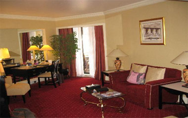 Номер отеля Radisson Blu Hotel Dubai Deira Creek 5*