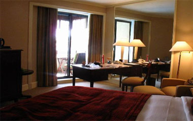 Номер отеля Radisson Blu Hotel Dubai Deira Creek 5*