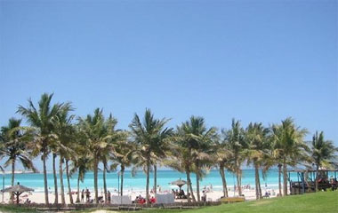 Пляж отеля Ramada Jumeirah 4*