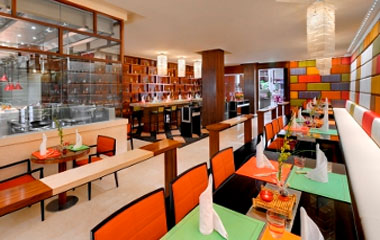 Ресторан отеля Ramada Jumeirah 4*