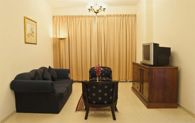 Номер отеля Ramee Guestline Hotel Apartment II 3*