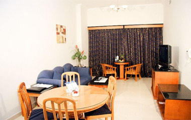 Номер отеля Ramee Guestline Hotel Apartment III 3*