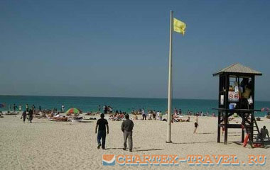 Пляж отеля Riviera Hotel 4* Пляж отеля Riviera Hotel 4*