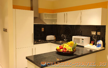 Отель Royal Ascot Hotel Apartment 4*