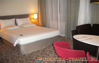 Номер отеля Suite Novotel Mall Of The Emirates 4*