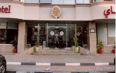 Отель Versailles Hotel Dubai 3*