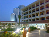 Отель Fujairah Rotana Resort & Spa - Al Aqah Beach 5*