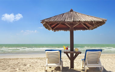 Пляж отеля Coral Beach Resort 5*